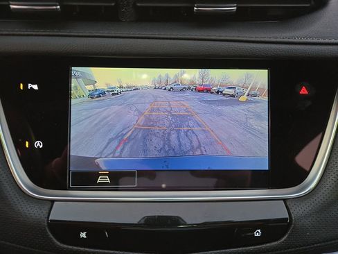 Certified 2025 Cadillac XT5 Premium Luxury image 23