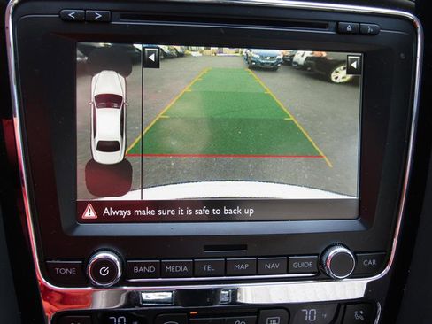 Used 2017 Bentley Flying Spur V8 image 21