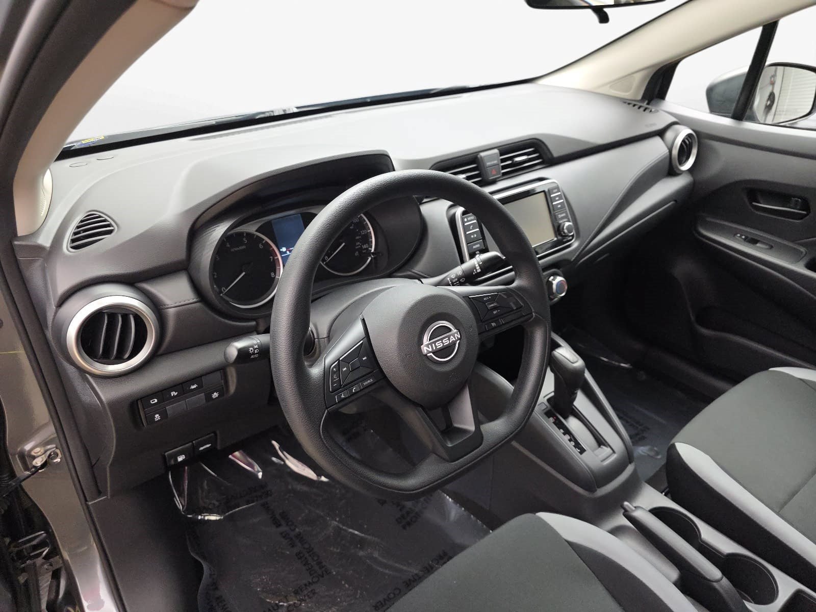 Used 2025 Nissan Versa S w/ Trunk Package FWD image 13