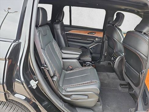 Used 2021 Jeep Grand Cherokee L Summit AWD/4WD image 23