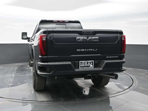 New 2025 GMC Sierra 3500 Denali Ultimate image 6