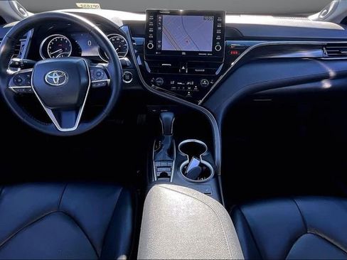 Used 2024 Toyota Camry XLE w/ Navigation Package image 7