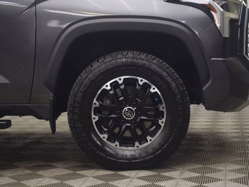 Used 2022 Toyota Tundra SR5 w/ TRD Off-Road Package image 27