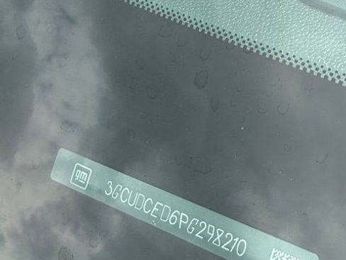 Used 2023 Chevrolet Silverado 1500 Custom Trail Boss w/ LPO, Dark Essentials Package image 21