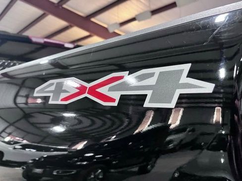 Used 2024 Chevrolet Silverado 2500 Custom w/ Custom Value Package AWD/4WD image 33