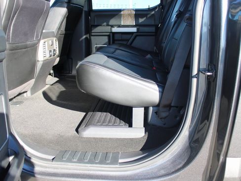 Used 2017 Ford F250 Lariat w/ Lariat Value Package image 12