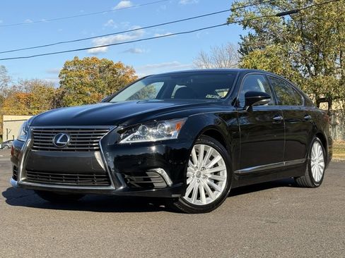 Used 2014 Lexus LS 460 image 1