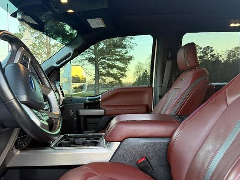 Used 2022 Ford F450 Platinum w/ FX4 Off-Road Package image 6