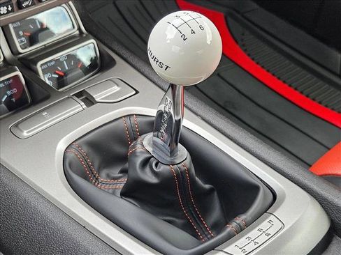 Used 2010 Chevrolet Camaro SS w/ LPO, Ground Effects Package image 16