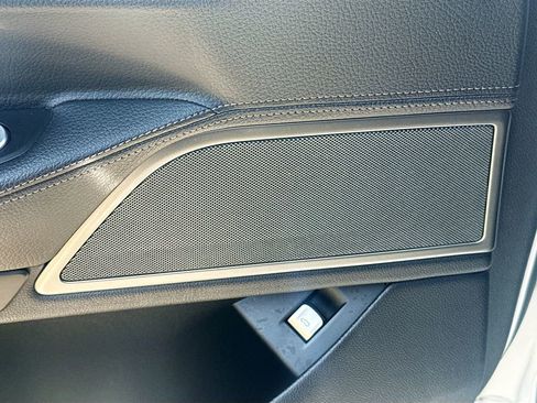 Used 2020 BMW 740i w/ Cold Weather Package RWD image 20