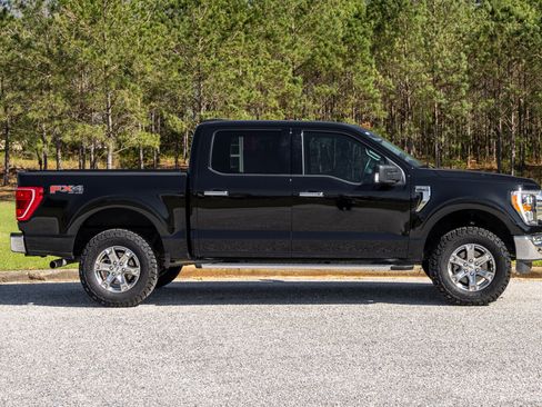 Used 2023 Ford F150 XLT w/ Equipment Group 302A High image 7