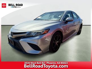 Used 2019 Toyota Camry SE image 1
