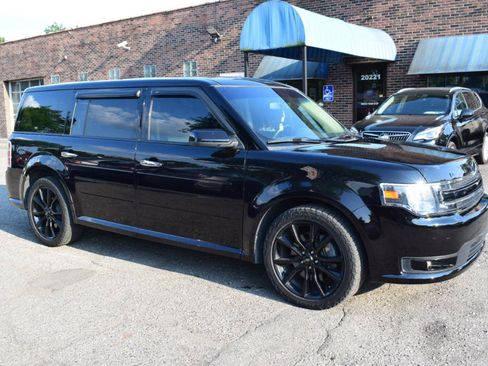 Used 2019 Ford Flex SEL w/ Equipment Group 202A AWD/4WD image 4