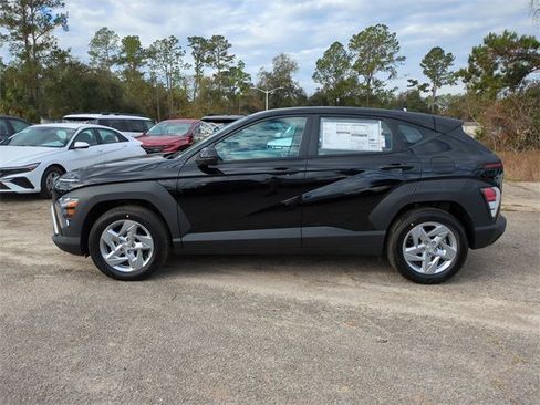 New 2026 Hyundai Kona SE image 8