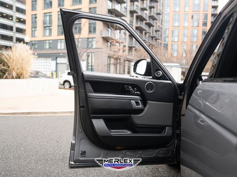 Used 2022 Land Rover Range Rover Westminster Edition image 43