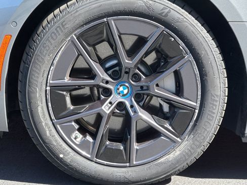 Used 2023 BMW i4 eDrive35 image 37