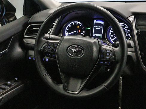 Used 2024 Toyota Camry SE FWD image 15