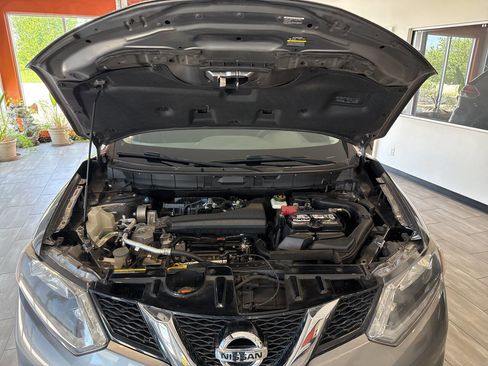 Used 2015 Nissan Rogue SV w/ SV Premium Package FWD image 52