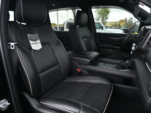 Used 2022 RAM 1500 Limited image 18