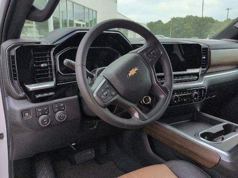 New 2026 Chevrolet Silverado 3500 High Country w/ High Country Premium Package AWD/4WD image 8