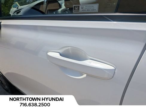 Used 2024 Honda HR-V EX-L image 39