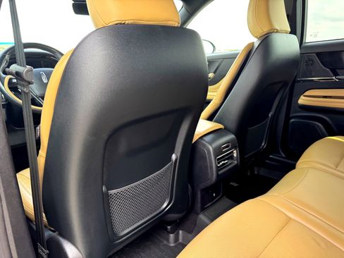 Used 2022 Lincoln Corsair Reserve w/ Elements Package image 20