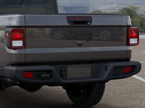 New 2025 Jeep Gladiator Sport AWD/4WD image 22