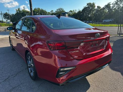Used 2021 Kia Forte LXS FWD image 7