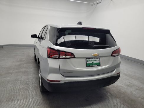 Used 2022 Chevrolet Equinox LS AWD/4WD image 6