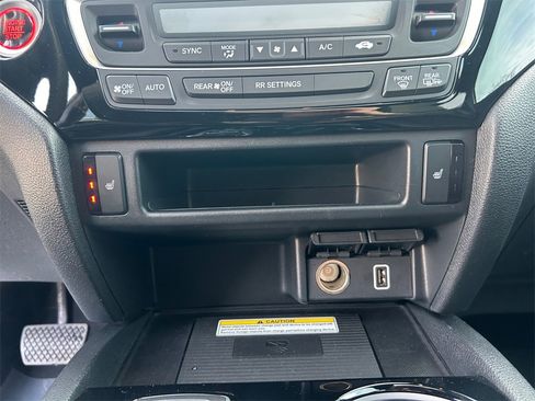 Used 2022 Honda Ridgeline Black Edition image 19