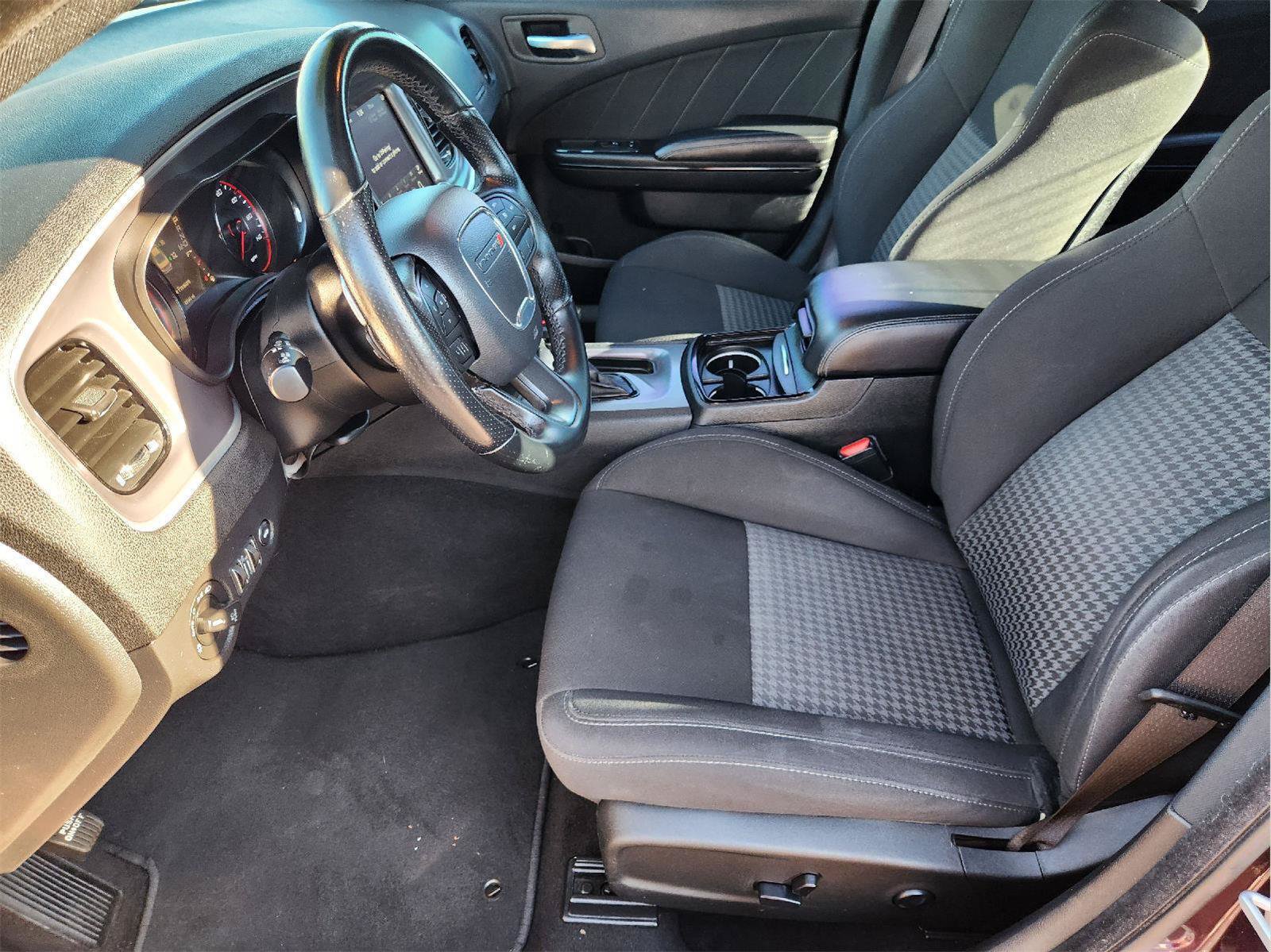 Used 2020 Dodge Charger GT w/ Blacktop Package RWD image 14