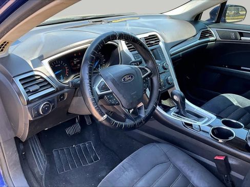 Used 2014 Ford Fusion SE FWD image 14