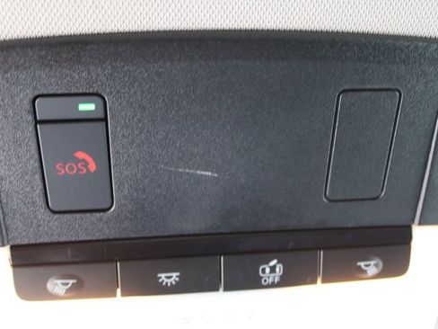 Used 2023 Nissan Rogue SV FWD image 28