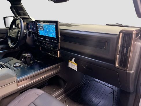Used 2025 GMC Hummer EV 3X w/ Battery Pack, 24 Module Pack AWD/4WD image 39