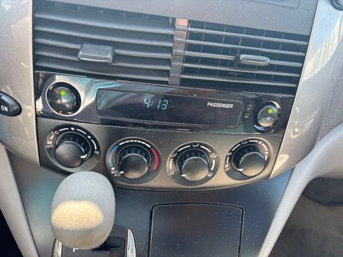 Used 2008 Toyota Sienna LE FWD image 26