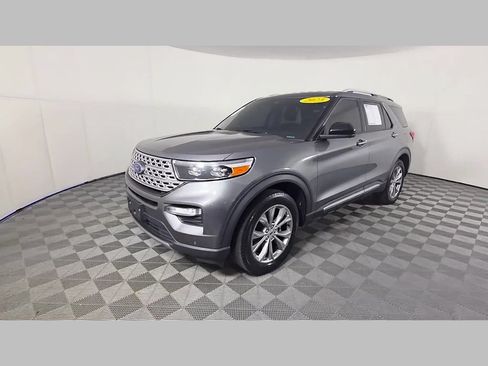 Used 2023 Ford Explorer Limited AWD/4WD image 49