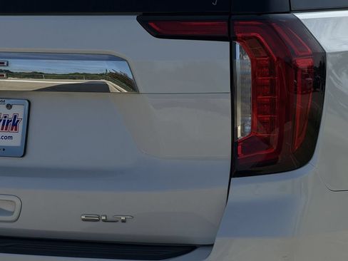Used 2021 GMC Yukon SLT w/ SLT Luxury Plus Package AWD/4WD image 10