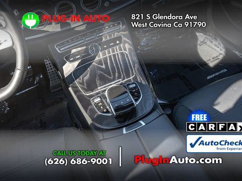 Used 2019 Mercedes-Benz E 53 AMG 4MATIC Sedan w/ Parking Assistance Package image 18