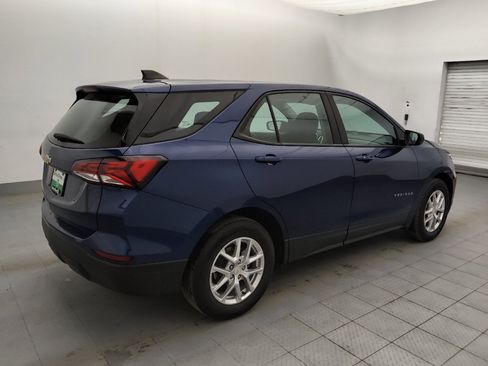Used 2022 Chevrolet Equinox LS image 10