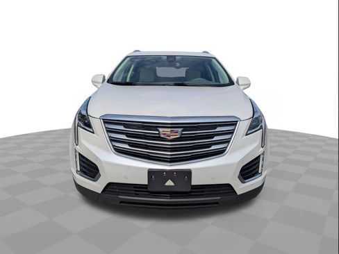 Used 2017 Cadillac XT5 Premium Luxury AWD/4WD image 9