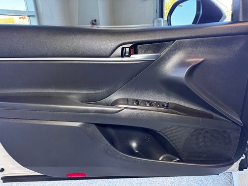 Used 2023 Toyota Camry LE image 20