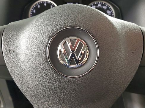 Used 2016 Volkswagen Tiguan SE FWD image 21
