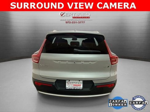 Used 2025 Volvo XC40 B5 Plus image 5