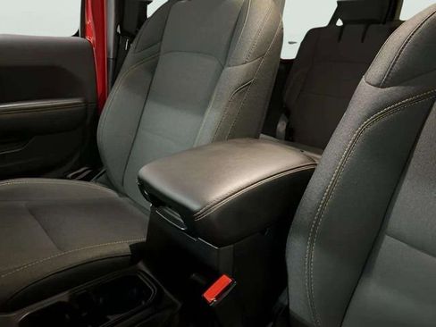 Used 2025 Jeep Wrangler Unlimited Sahara w/ Safety Group image 57