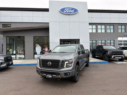 Used 2018 Nissan Titan SL w/ Midnight Edition