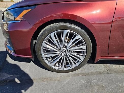 Used 2023 Nissan Altima 2.5 SL image 23