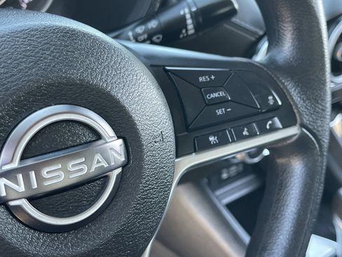 Certified 2024 Nissan Sentra SV FWD image 25
