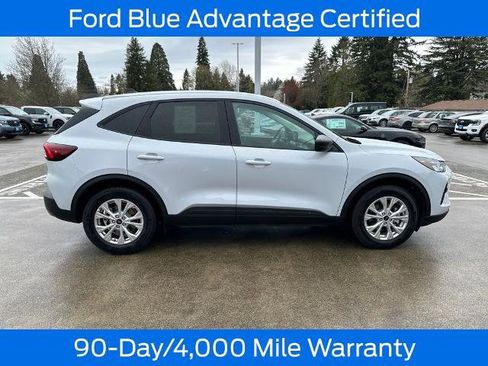 Certified 2025 Ford Escape Active FWD image 9