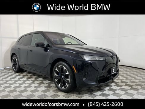 Used 2026 BMW iX xDrive45 w/ M Sport Package image 1