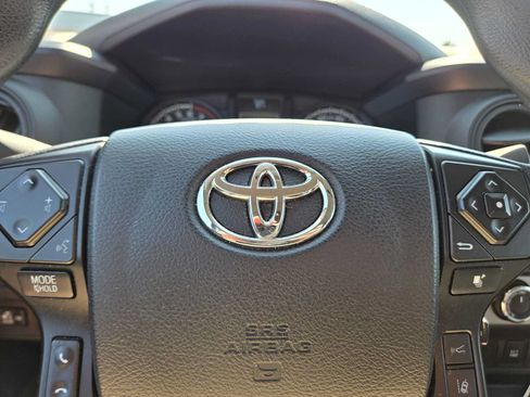 Certified 2023 Toyota Tacoma SR AWD/4WD image 22